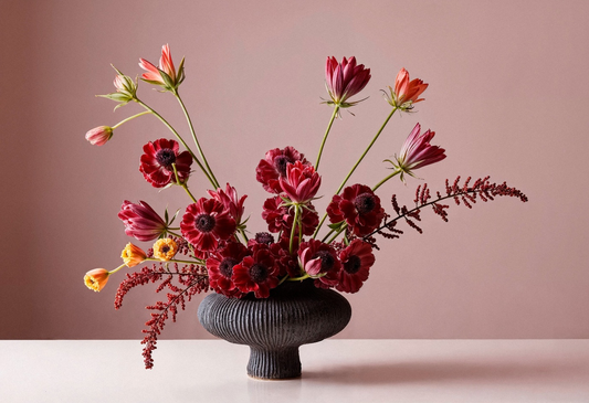 How to Arrange Flowers in a Vase Like a Pro