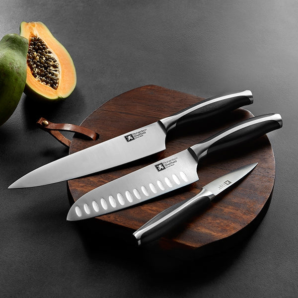http://www.thinkitchen.in/cdn/shop/collections/Knives_5cd345a3-72e9-4c42-871b-9bfe167fdf70_1200x1200.jpg?v=1658900775