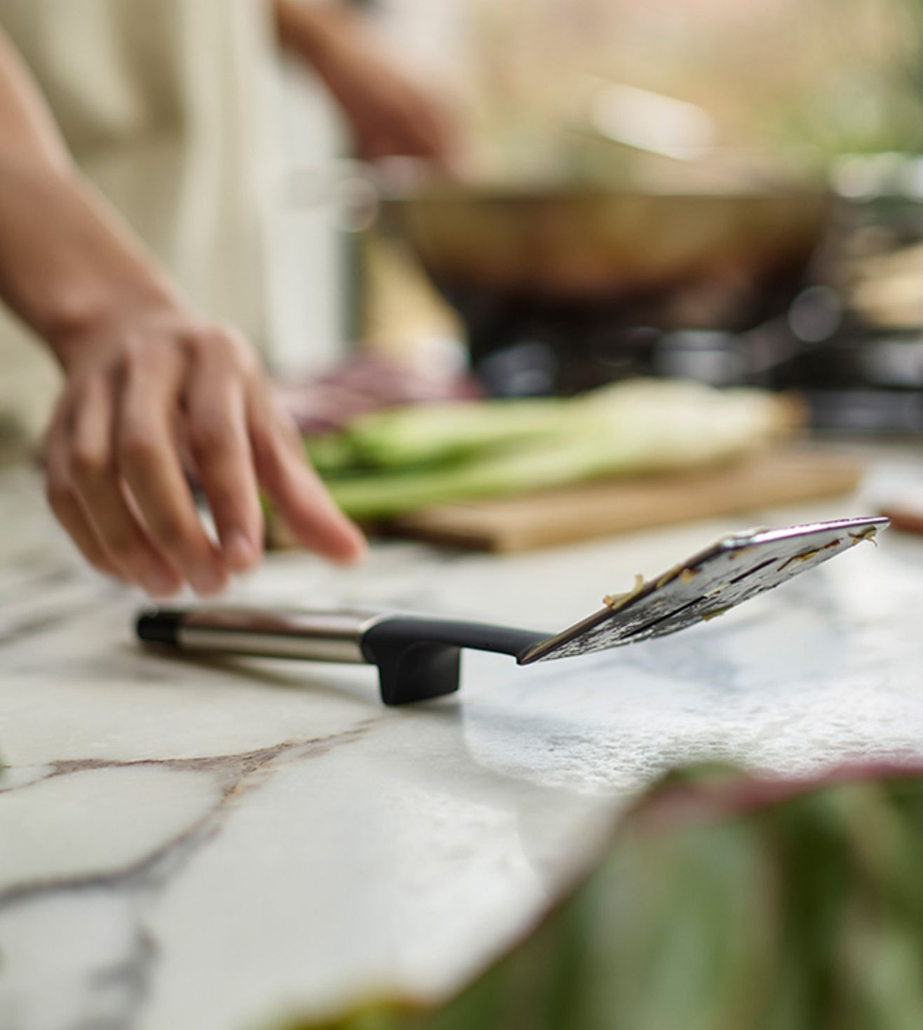 Joseph Joseph Elevate™ Silicone Slotted turner with stainless steel handle