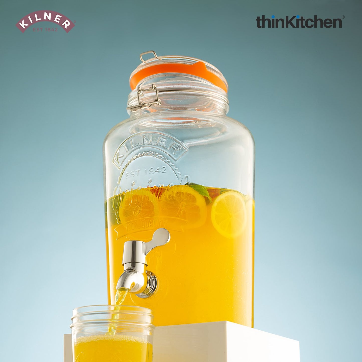 Kilner Clip Top Round Glass Drinks Dispenser with Tap & Stand – 5 Litre Juice Container, Premium Glass Juice Dispenser with Airtight Seal for Parties & Home Entertaining