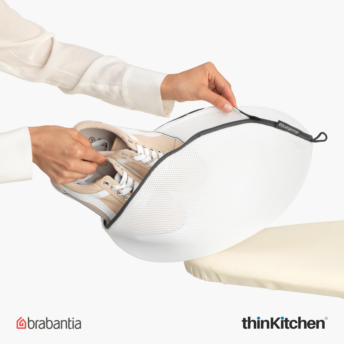 Brabantia Sneaker Wash Bag White