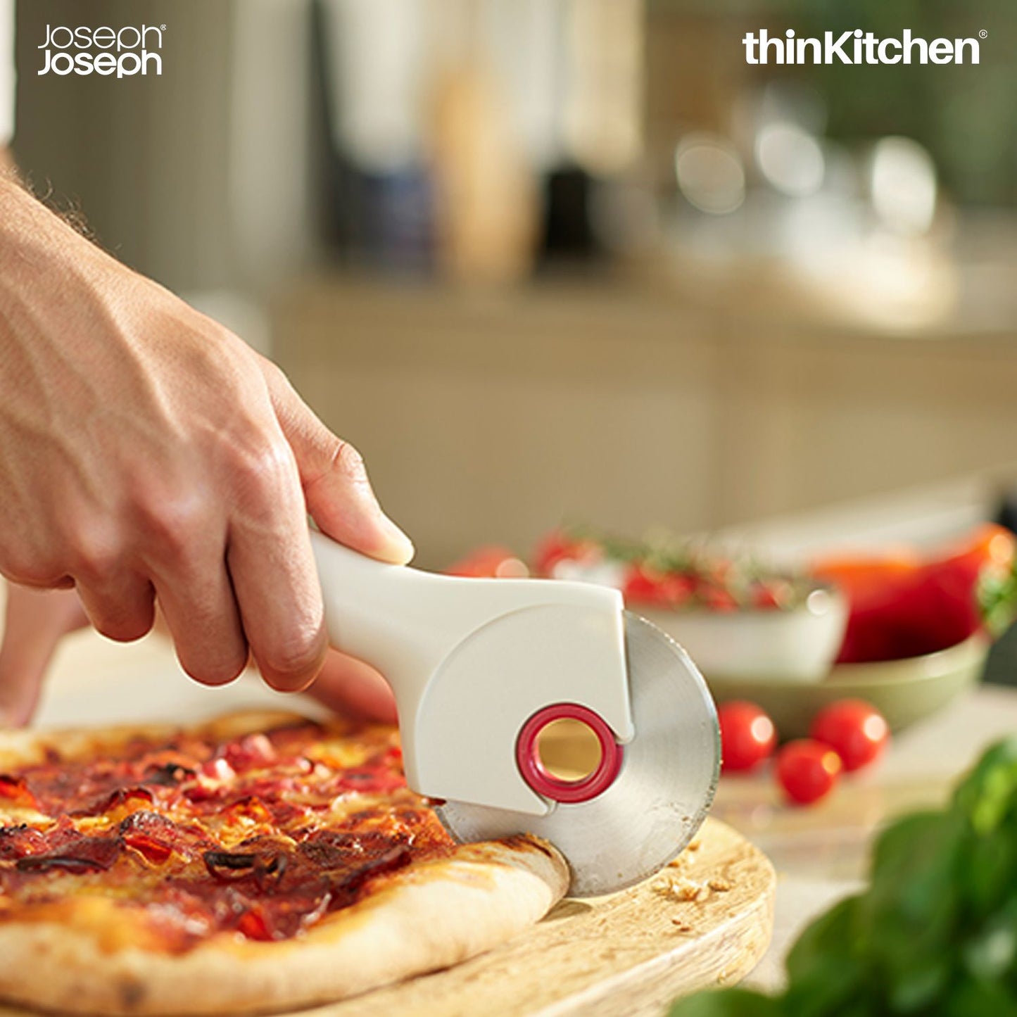 Premium Ringo Easy-Clean Pizza Wheel Cutter, 21.6cm | Ideal for Pizza, Pastries & Sandwiches