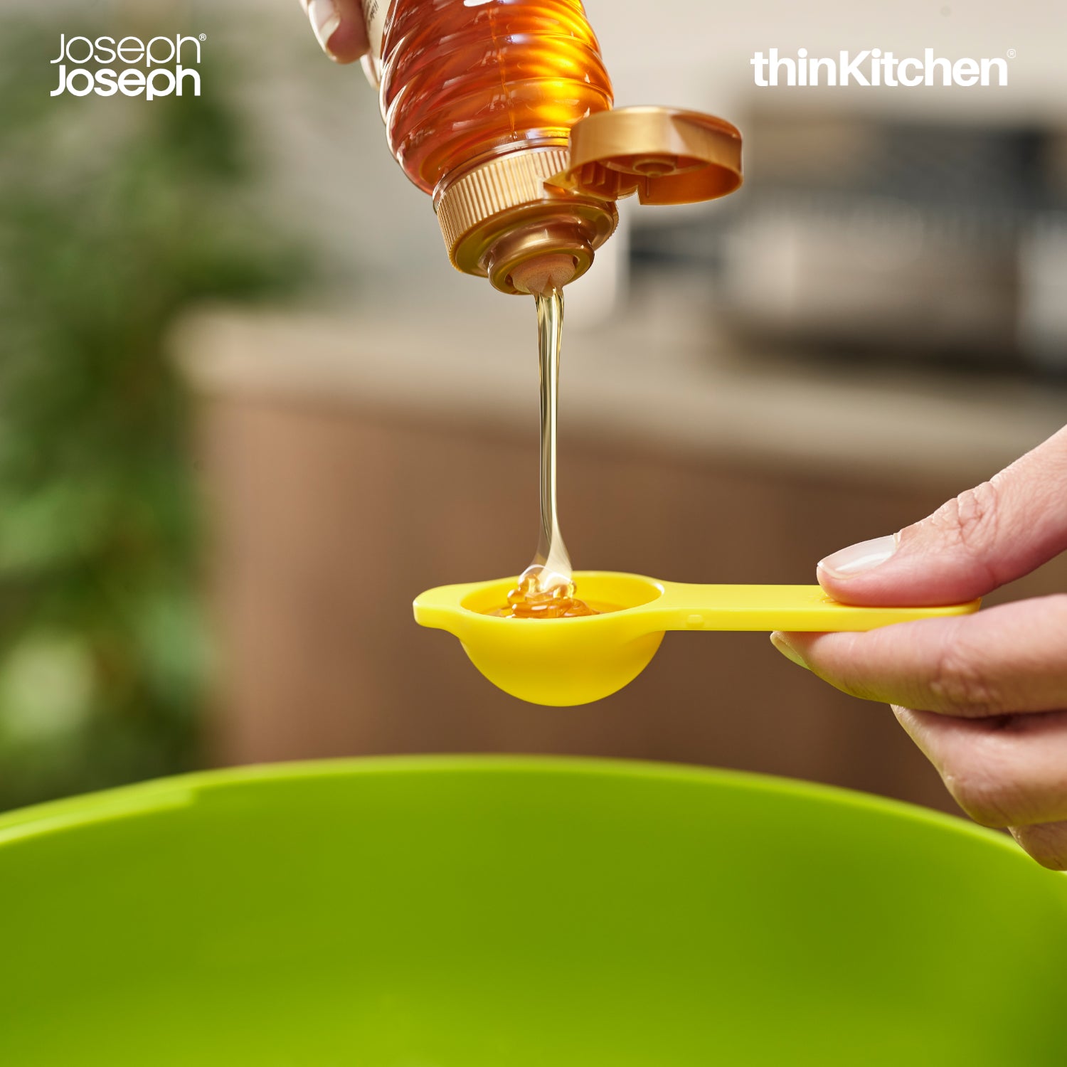 Joseph Joseph Nest 9 Nesting Bowl Set – Stackable Mixing Bowls, Colander, Strainer & Measuring Cups – Stylish, Space-Saving Food Prep Set - 20