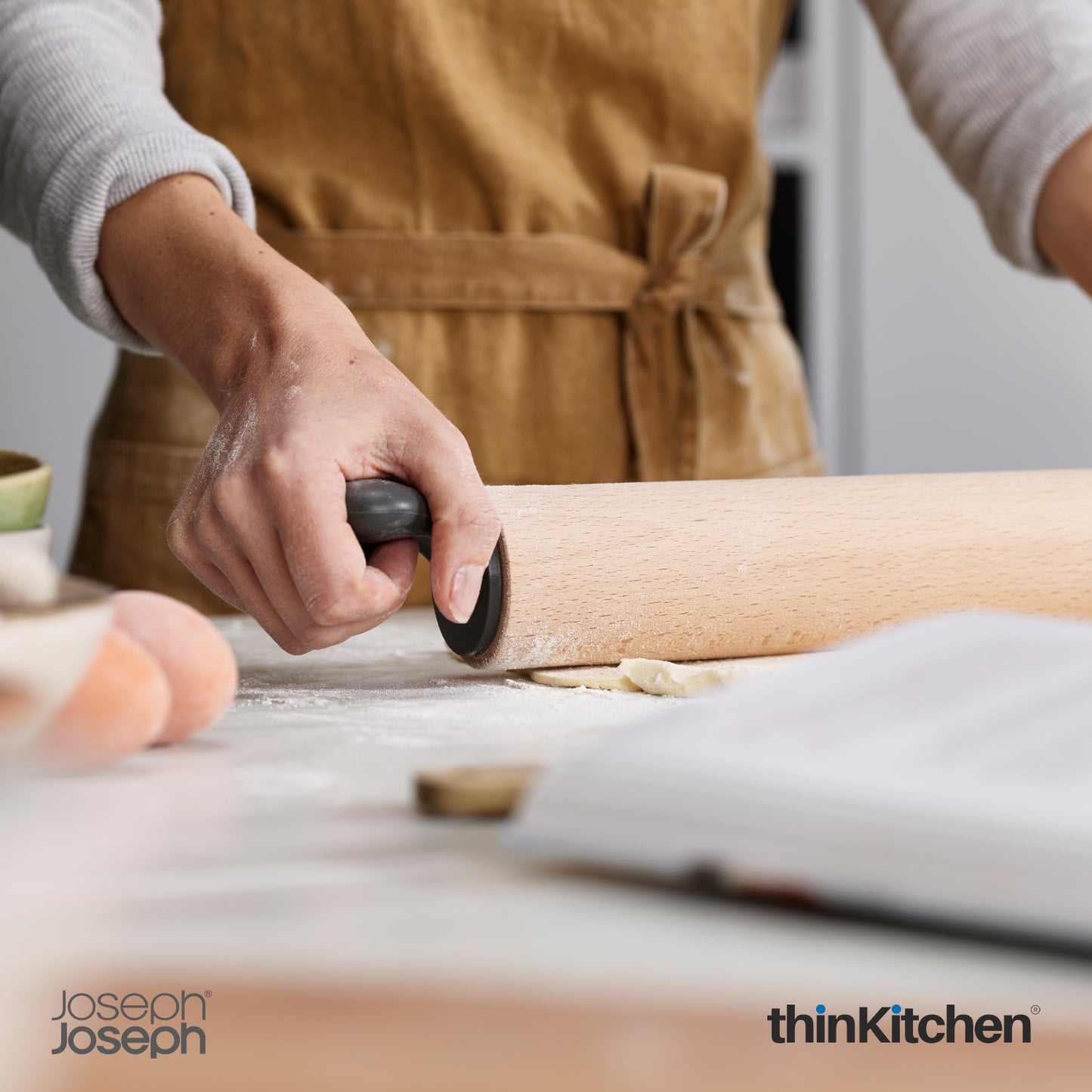 Joseph Joseph Grip Pin Ergonomic Rolling Pin