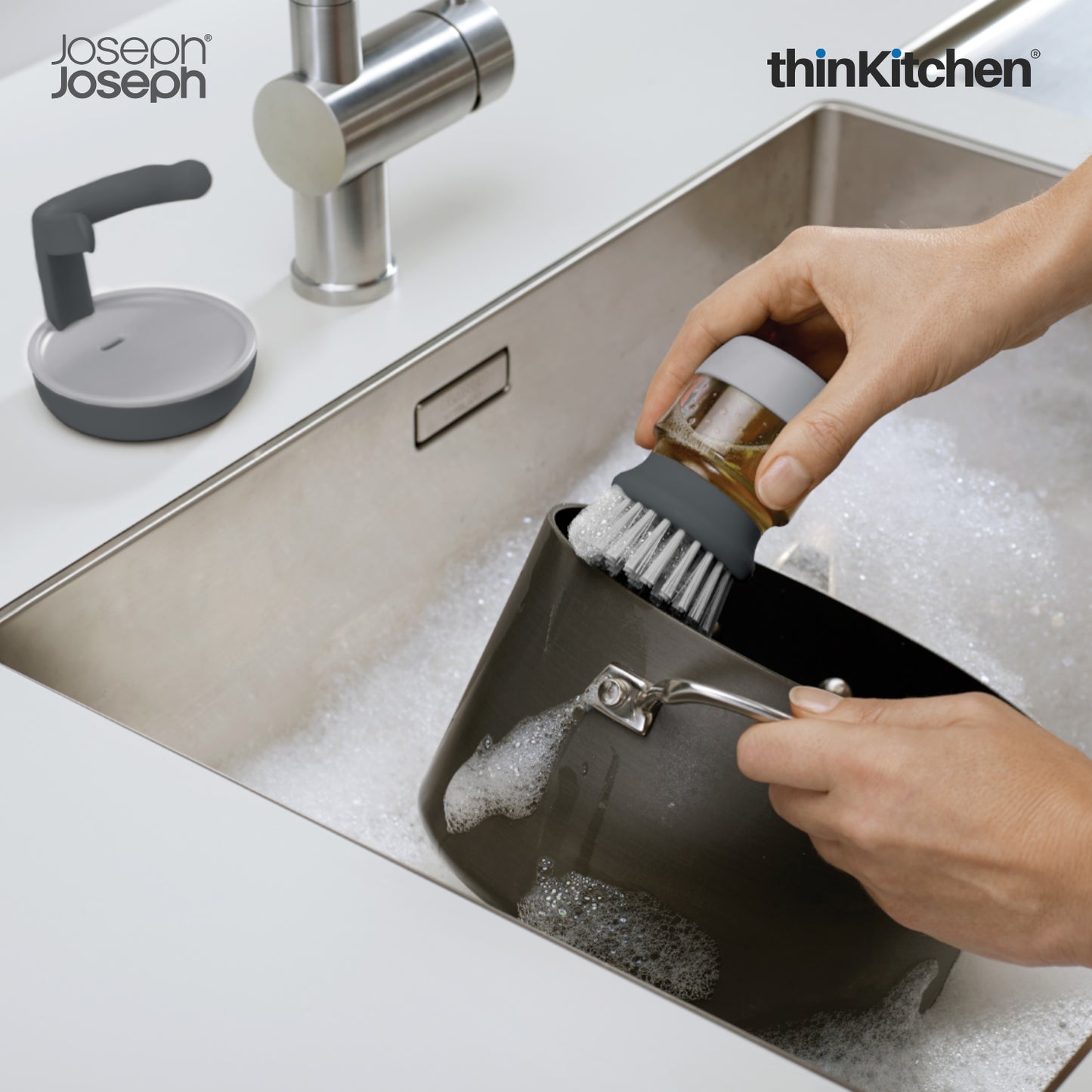 Joseph Joseph Palm Scrub Washing Up Brush – Grey | Compact Dish Brush with Soap Dispenser & Storage Stand