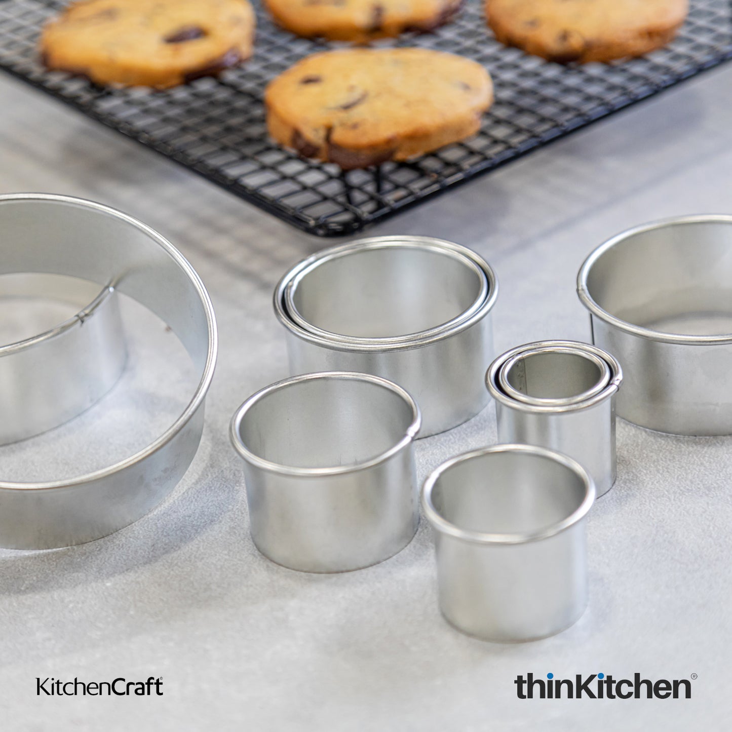 Kitchencraft 11 Pc Fluted Cutters With Metal Storage Tin