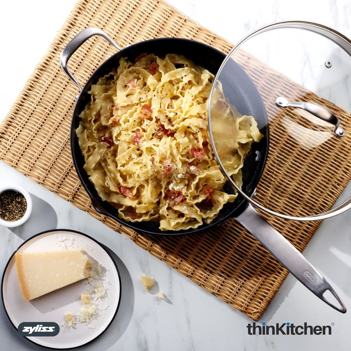 Zyliss Ultimate Pro 28cm Saute Pan With Lid And Spout