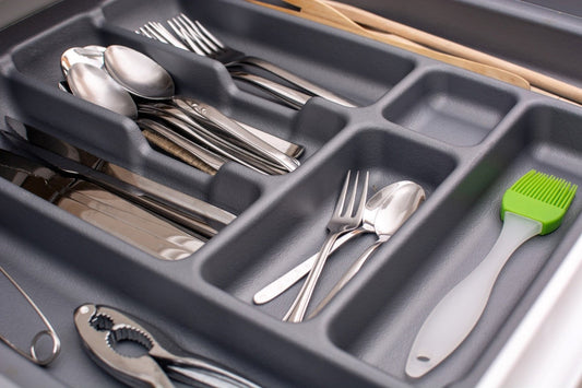 7 Surprising Benefits of Cutlery Tray in Your Kitchen