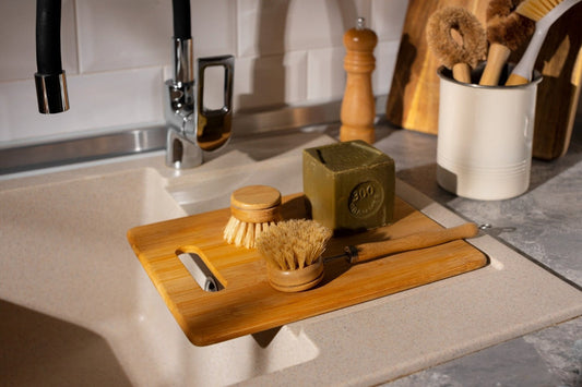 5 Best Kitchen Sink Accessories to Upgrade Your Cleaning Game