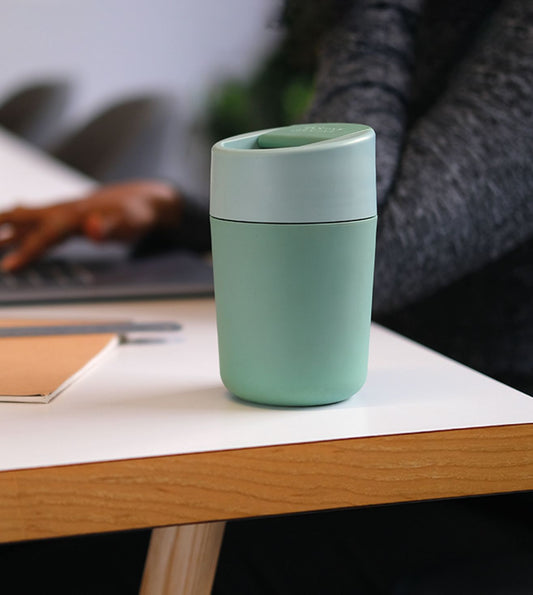 Joseph Joseph Hydration Sipp™ Travel Mug - 340 Ml (12 Fl. Oz) - Green