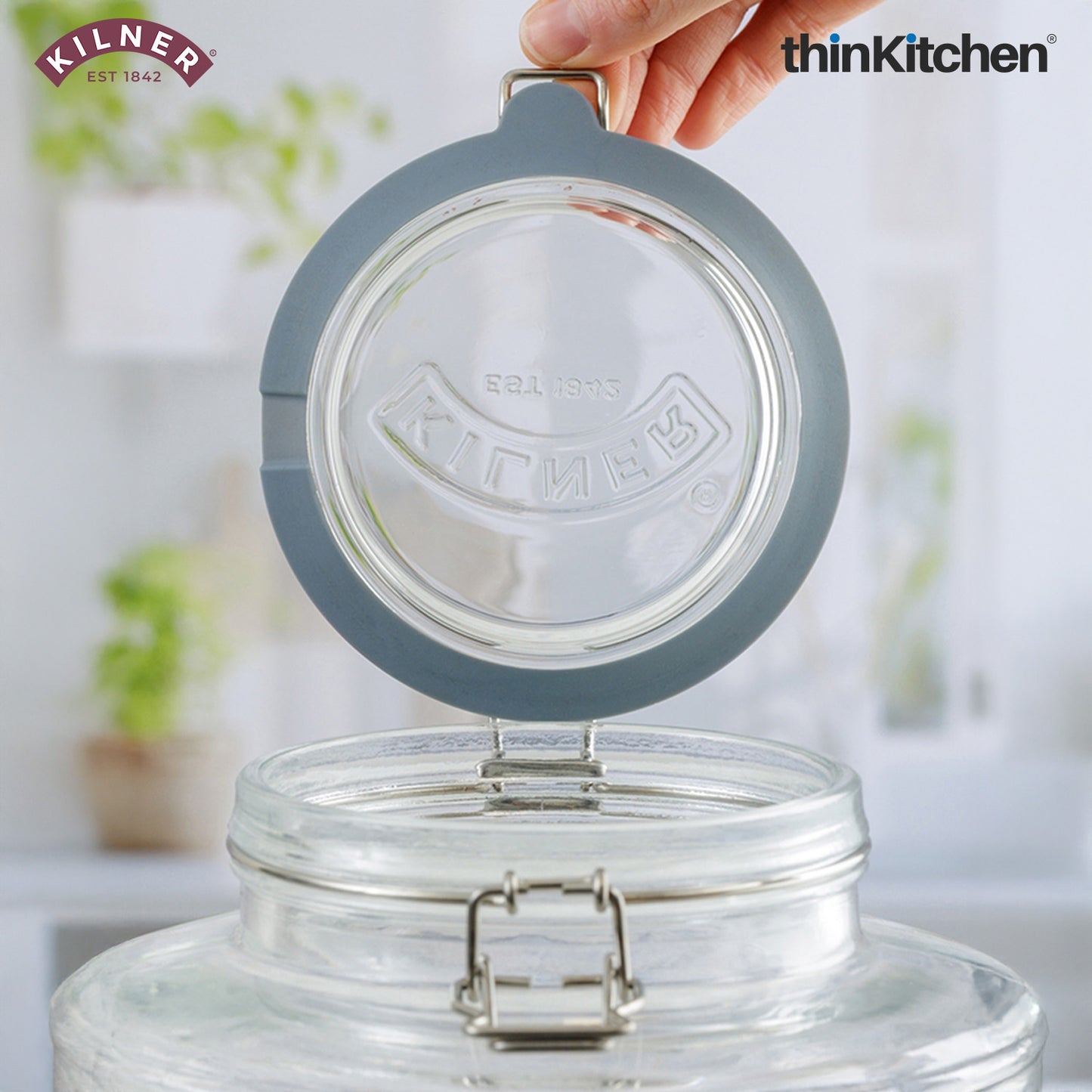 Kilner Premium 5L Airtight Clip Top Glass Drinks Dispenser with Tap for Beer, Detox Water, Juice, Cocktails, Beer, Water Pitcher | Diamond Cut Design, BPA Free, Transparent, Reusable