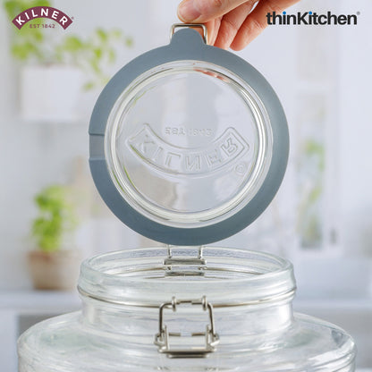 Kilner Premium 5L Airtight Clip Top Glass Drinks Dispenser with Tap for Beer, Detox Water, Juice, Cocktails, Beer, Water Pitcher | Diamond Cut Design, BPA Free, Transparent, Reusable