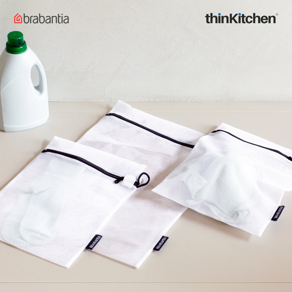 Brabantia Premium Set of 3 Mesh Laundry Washing Bags for Washing Clothes, Delicates, Lingerie & Organised Storage (Large, Medium & Small), White