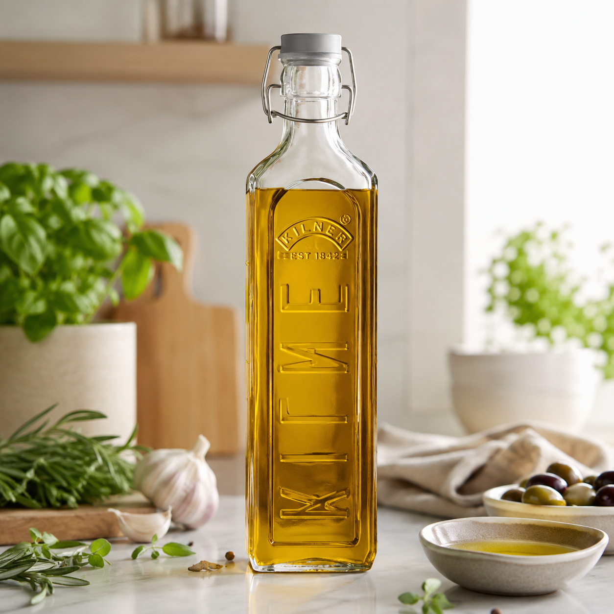 Kilner 1L Square Airtight, Leakproof  Clip Top Premium Glass Bottle for Kitchen Storage, Oils, Juices