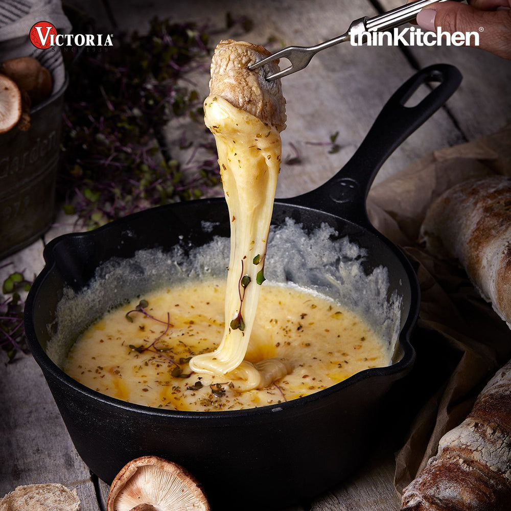 Victoria 450 Ml Pre-Seasoned Cast Iron Saucepan | Premium Melting Pot For Butter, Sauces & Chocolate