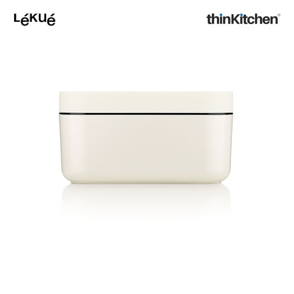 LÉKUÉ Silicone Ice Box Ice Cube Tray, Makes & Stores Upto 132 Ice Cubes, Ice Tray with Lid - White