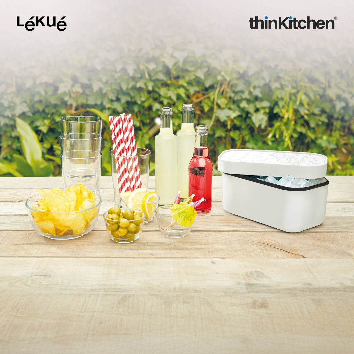 LÉKUÉ Silicone Ice Box Ice Cube Tray, Makes & Stores Upto 132 Ice Cubes, Ice Tray with Lid - White