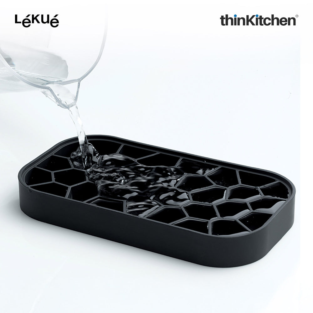LÉKUÉ Silicone Ice Box Ice Cube Tray, Makes & Stores Upto 132 Ice Cubes, Ice Tray with Lid - Black
