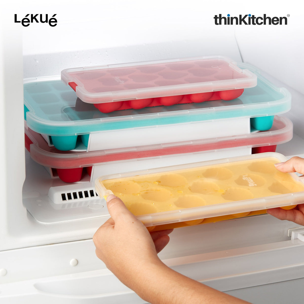 LÉKUÉ Premium Star Ice Cube Tray with Lid | Flexible Reusable Stackable Ice Mould Freezer Tray