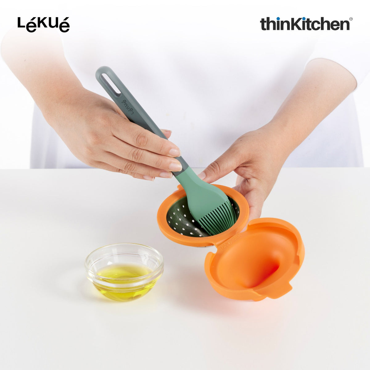 LÉKUÉ Poached Egg Cooker Set of 2, Egg Poacher for Poached Eggs in 3 Minutes, Silicone & Stainless Steel