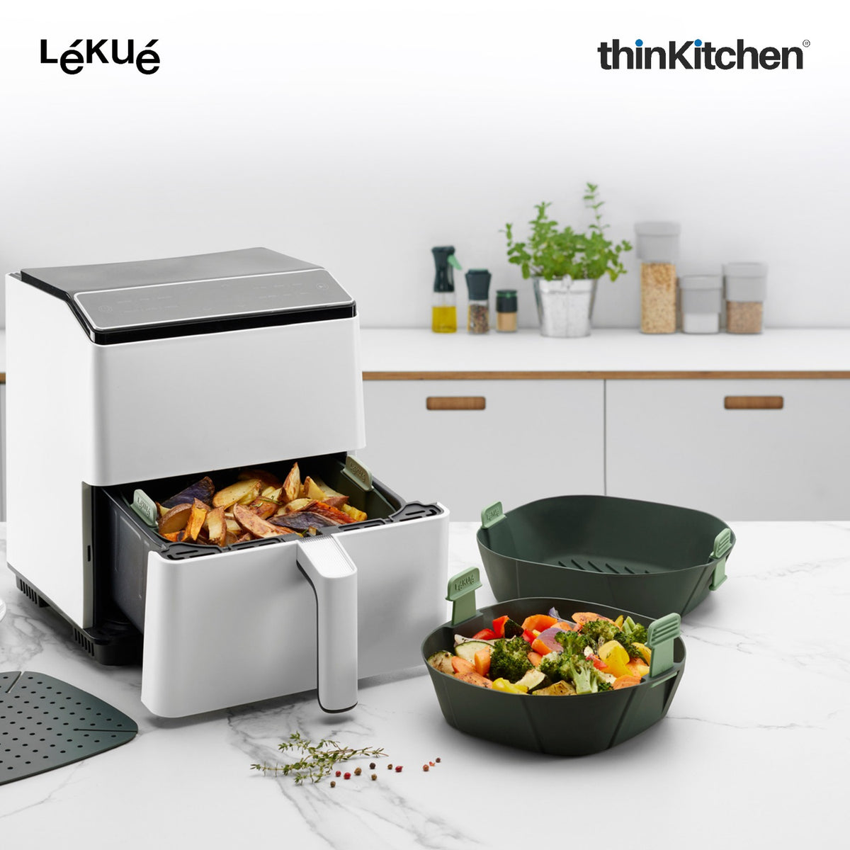 LÉKUÉ Premium Air Fryer Basket Large, Platinum Silicone Air Fryer Liner 3.5–5L with Non-Stick Handles