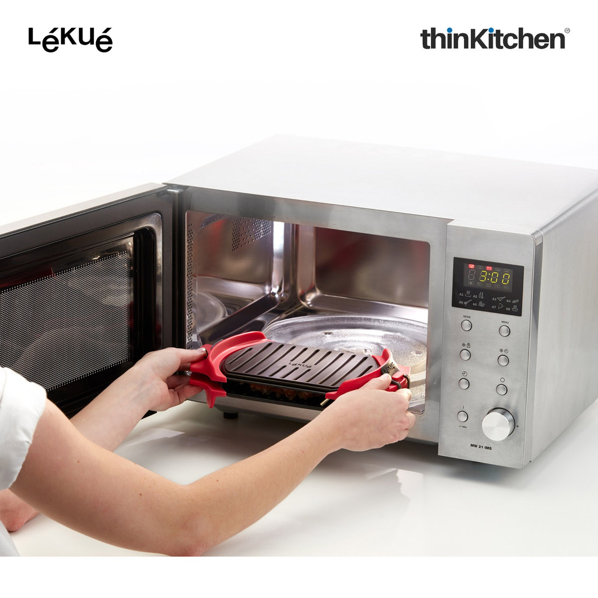 LÉKUÉ Premium Microwave Grill Pan, Platinum Silicone, Grill Vegetables, Sandwiches for Crispy Results